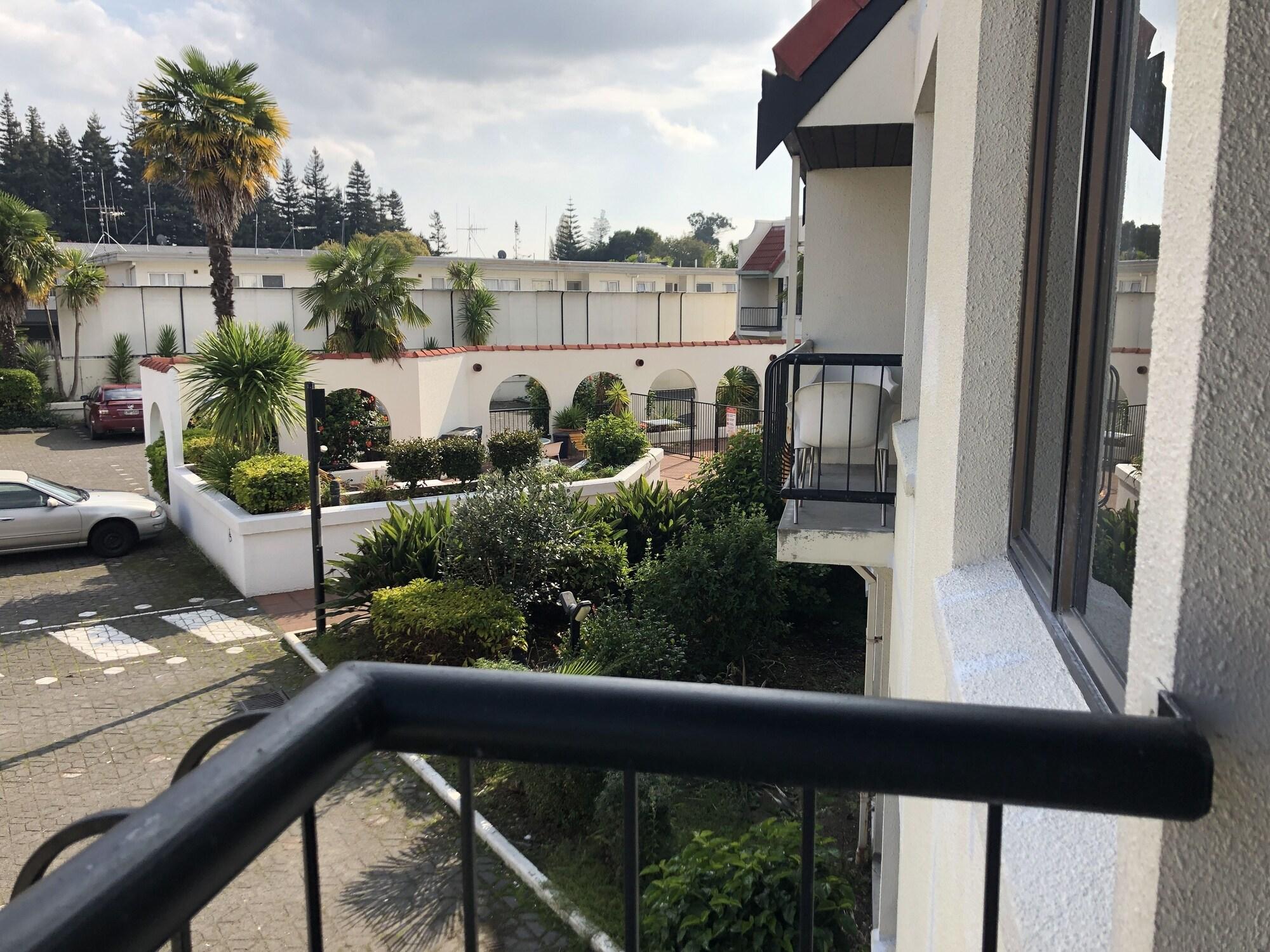 Alcamo Motel Hamilton Extérieur photo