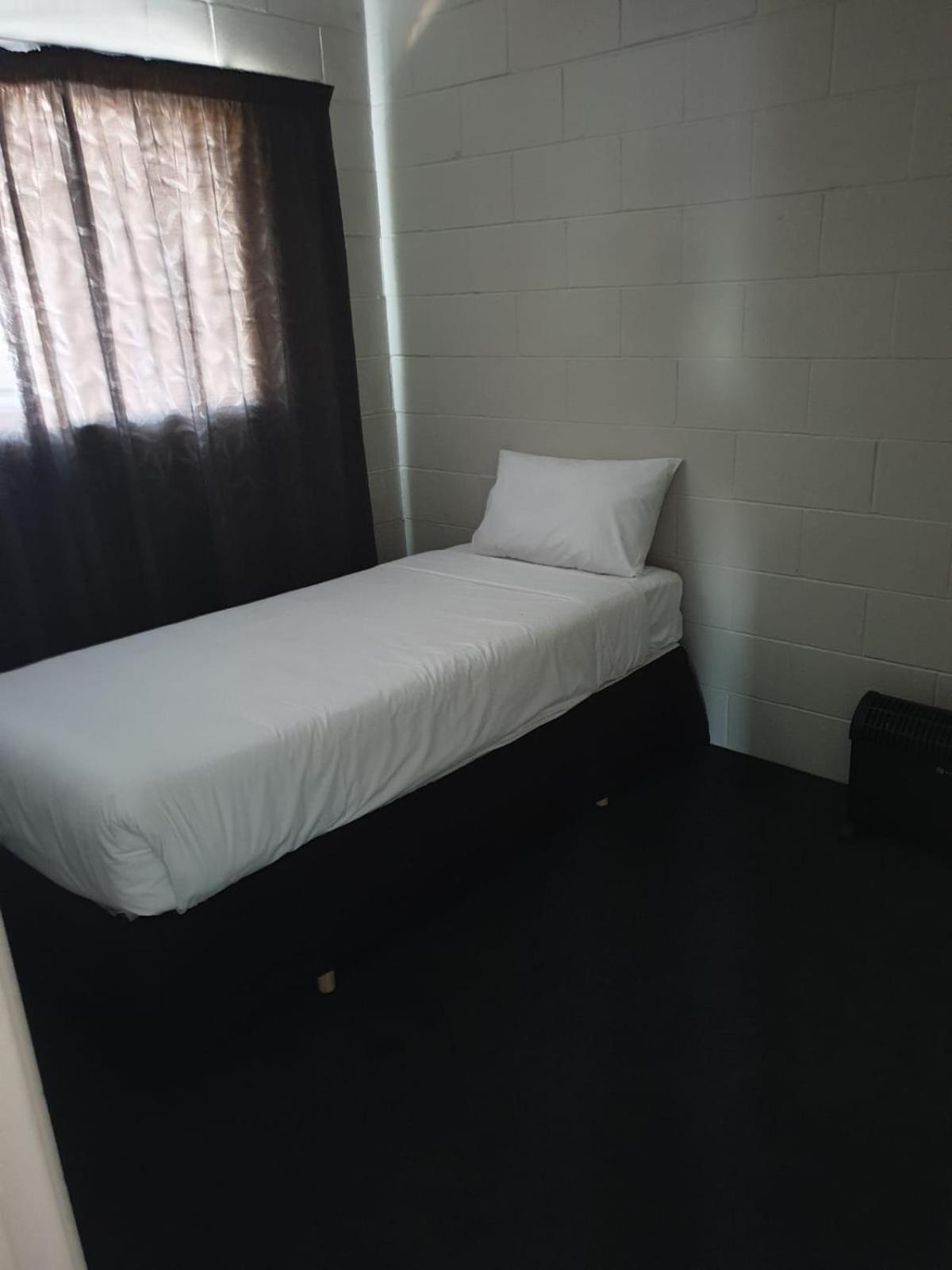 Alcamo Motel Hamilton Extérieur photo